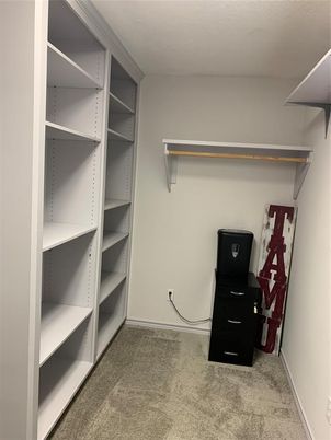 Interior, Walk-in Closets