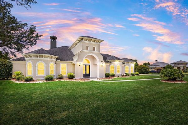 Backyard, Exterior, Facade, Mediterranean