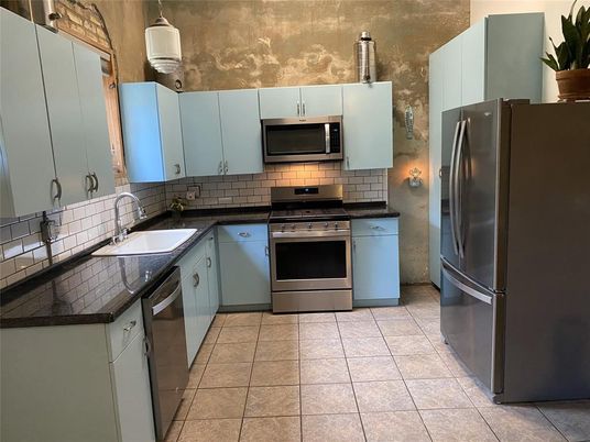Interior, Kitchen, Pendant Lights, Stainless Steel Appliances