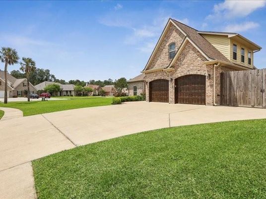 Attached, Backyard, Exterior, Facade, Brick Facade, Brick Traditional