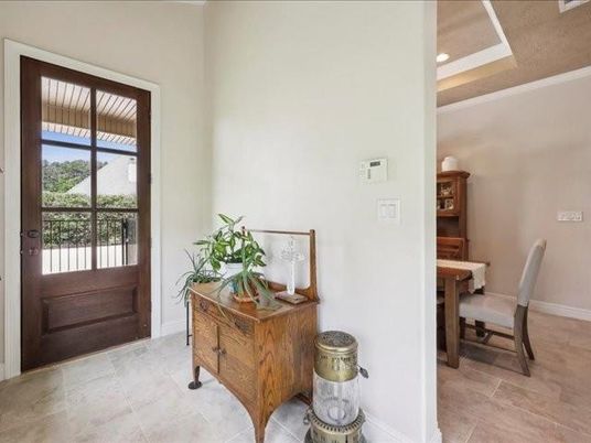 Dining room, Interior, Recessed Lighting