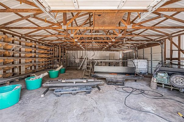 Garage, Interior