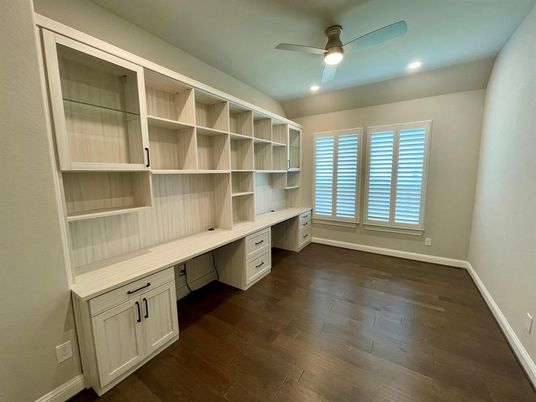 Interior, Recessed Lighting, Walk-in Closets, Wood Texture Flooring