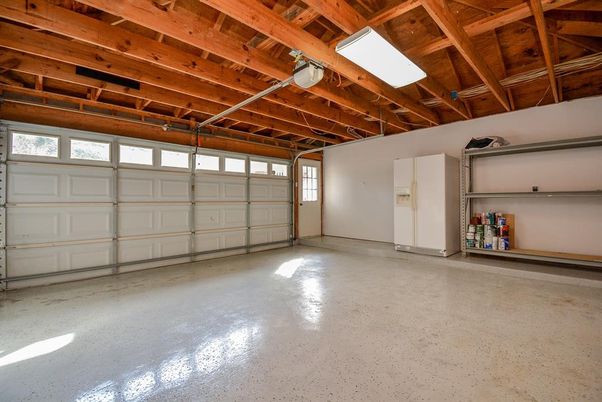 Garage, Interior, Wooden Beams, Wooden Ceilings