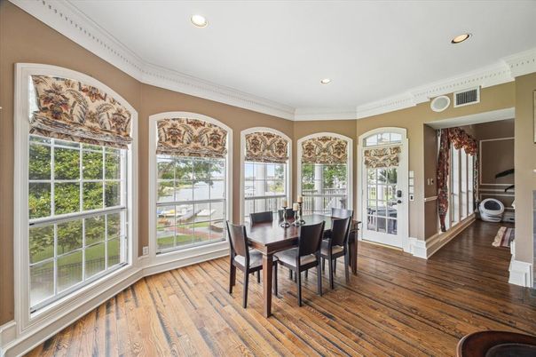 Dining room, Interior, Recessed Lighting, Wood Texture Flooring