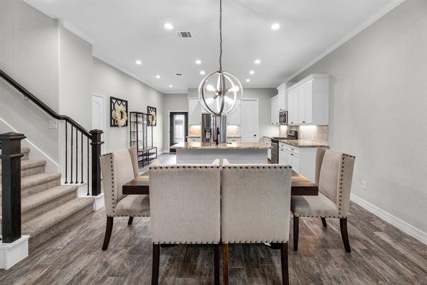 Dining room, Interior, Kitchen, Pendant Lights, Recessed Lighting, Wood Texture Flooring