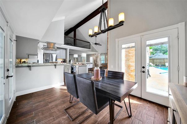 Chandelier, Dining room, Interior, Kitchen, Pendant Lights, Wood Texture Flooring