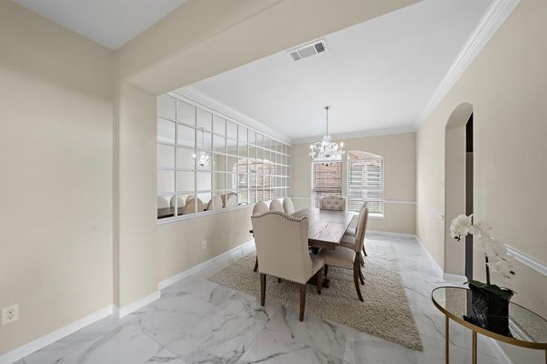 Chandelier, Dining room, Interior, Marble