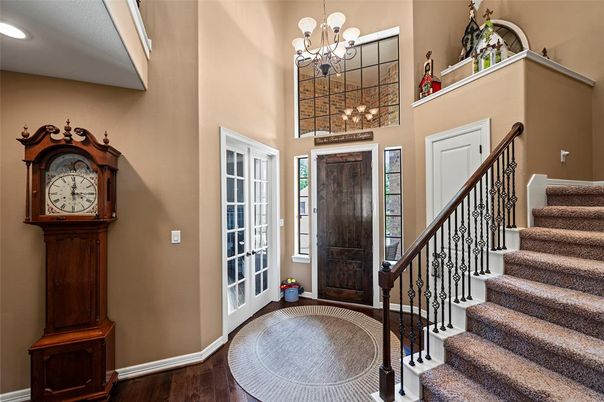 Chandelier, Interior, Pendant Lights, Recessed Lighting, Wood Texture Flooring