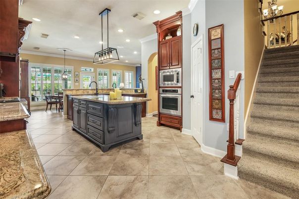 Dining room, Interior, Kitchen, Pendant Lights, Recessed Lighting, Stainless Steel Appliances