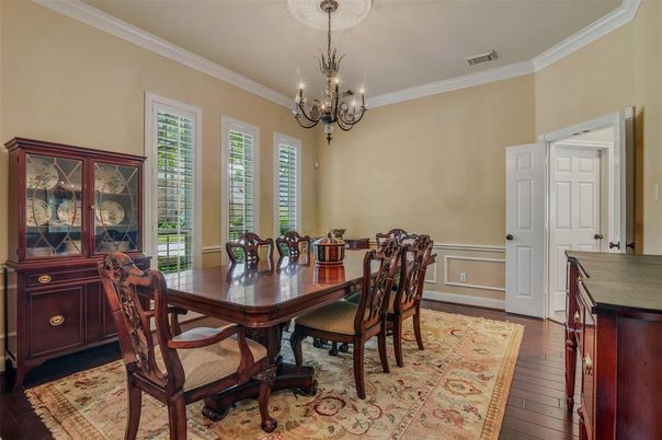 Chandelier, Dining room, Interior, Wood Texture Flooring