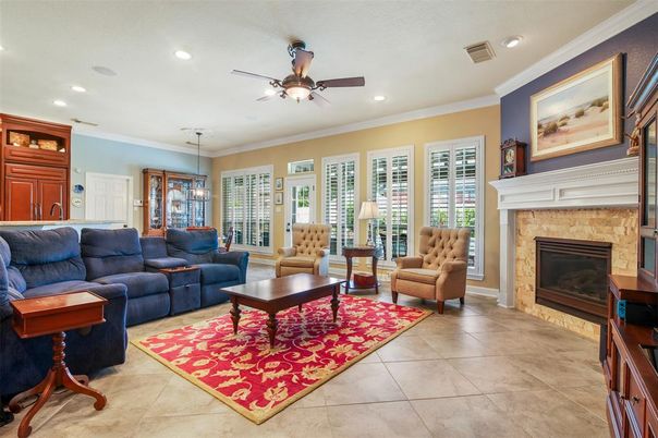 Fireplace, Interior, Living room, Pendant Lights, Recessed Lighting