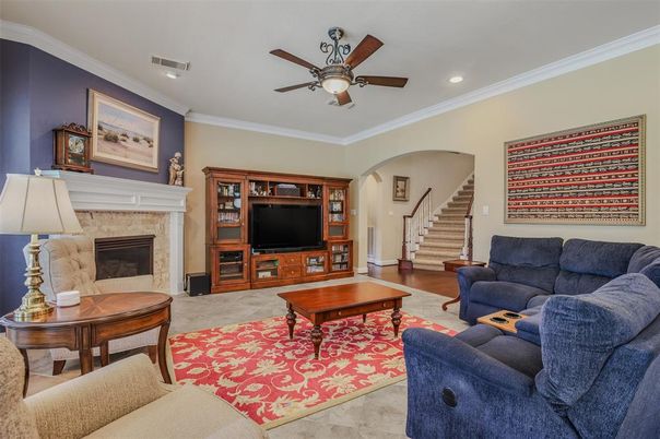 Fireplace, Interior, Living room, Recessed Lighting