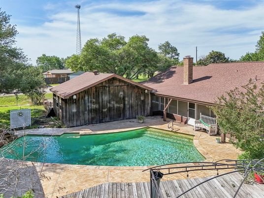Backyard, Exterior, Pool