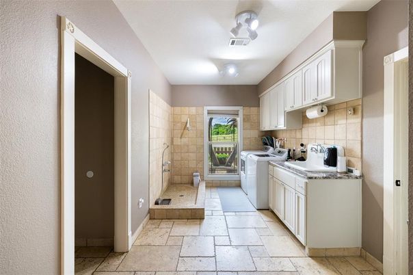 Interior, Stone Walls, Washer