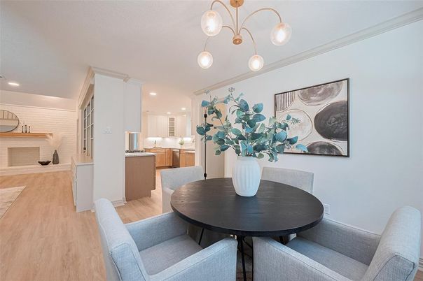 Dining room, Interior, Kitchen, Pendant Lights, Recessed Lighting, Wood Texture Flooring