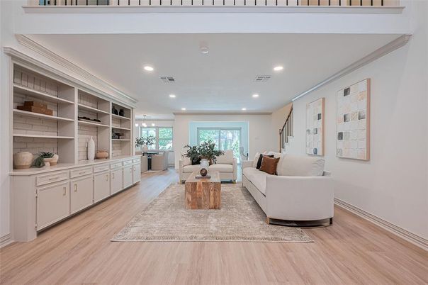 Interior, Living room, Recessed Lighting, Wood Texture Flooring