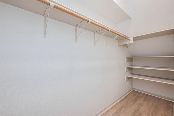 Interior, Walk-in Closets, Wood Texture Flooring