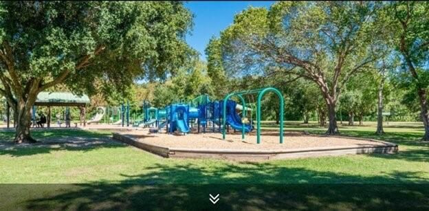 Exterior, Playground