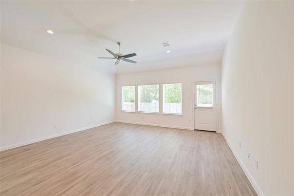 Empty room, Interior, Recessed Lighting, Wood Texture Flooring