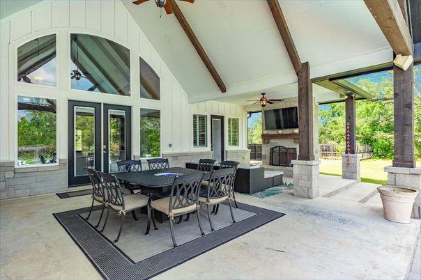 Exterior, Fireplace
