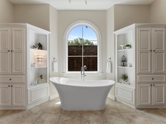 Bathroom, Free Standing Baths, Interior