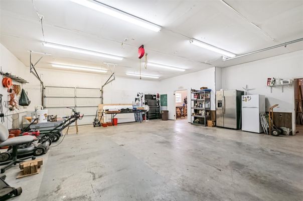 Garage, Interior, Washer