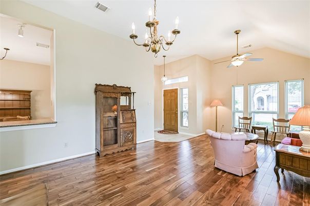 Chandelier, Dining room, Interior, Living room, Pendant Lights, Wood Texture Flooring