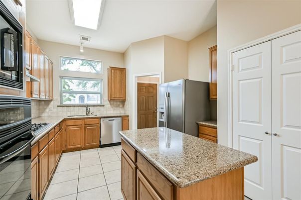 Interior, Kitchen, Stainless Steel Appliances