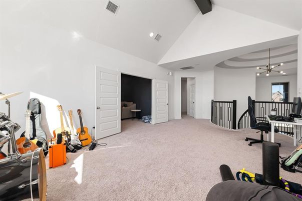 Fitness Equipment, Interior, Pendant Lights, Recessed Lighting, Wooden Beams