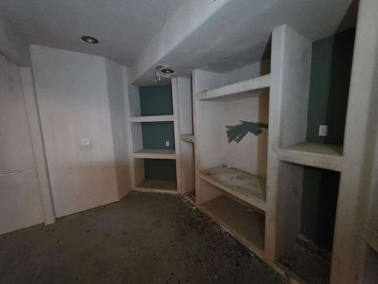 Interior, Recessed Lighting