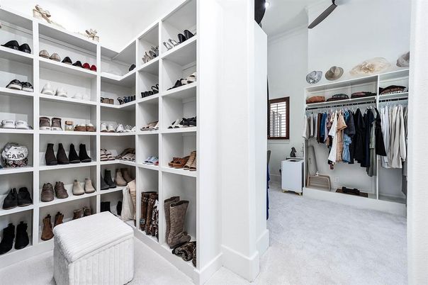 Interior, Walk-in Closets