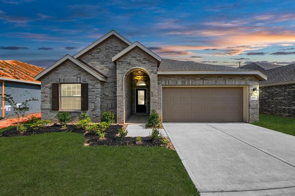 Attached, Exterior, Facade, Brick Traditional