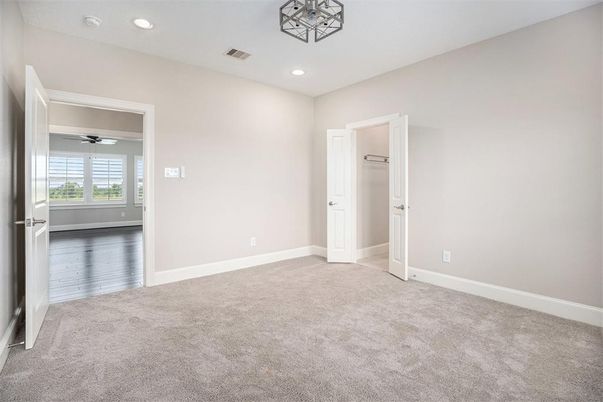 Empty room, Interior, Recessed Lighting