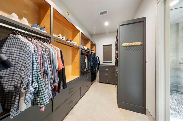 Interior, Recessed Lighting, Walk-in Closets