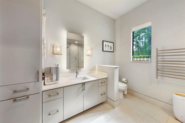Bathroom, Interior, Recessed Lighting