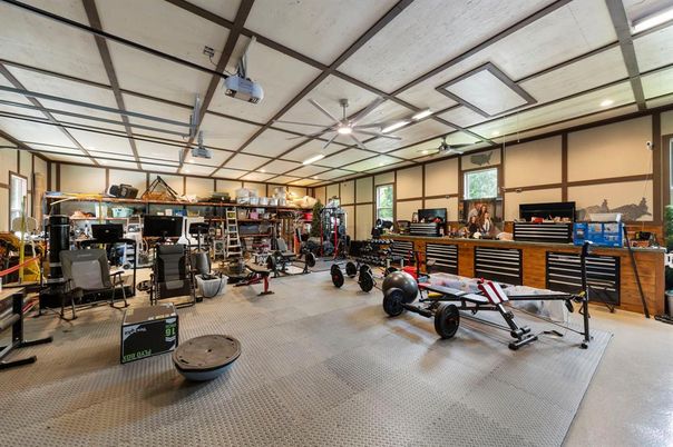 Fitness Equipment, Interior, Recessed Lighting