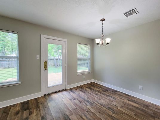 Chandelier, Empty room, Interior, Wood Texture Flooring