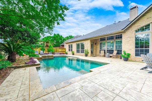 Exterior, Pool, Solar Panels