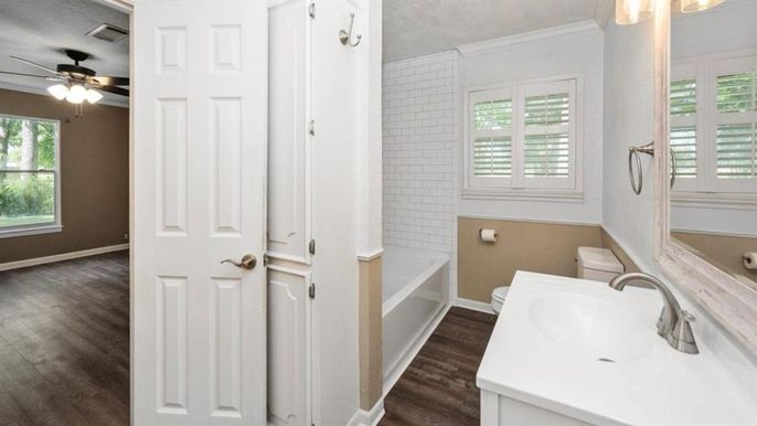 Bathroom, Interior, Wood Texture Flooring