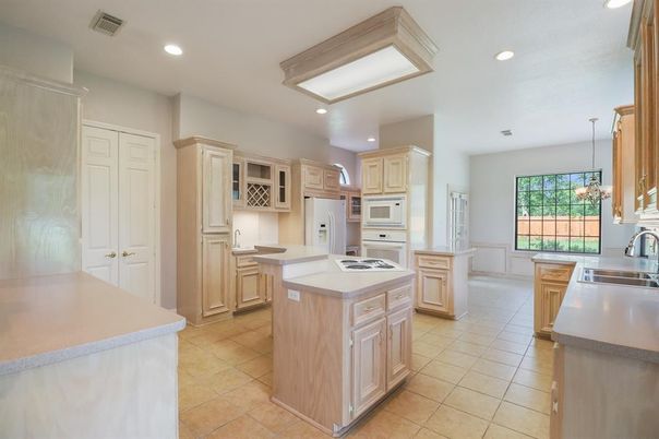 Interior, Kitchen, Pendant Lights, Recessed Lighting