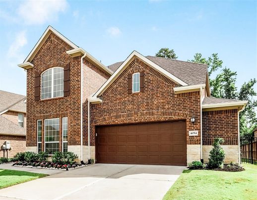 Attached, Exterior, Facade, Brick Facade, Brick Traditional
