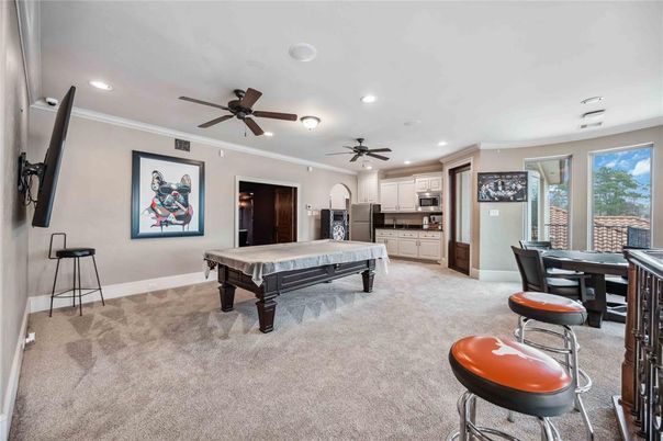 Billiard Table, Dining room, Game Room, Interior, Recessed Lighting