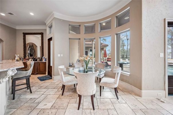 Dining room, Interior, Recessed Lighting