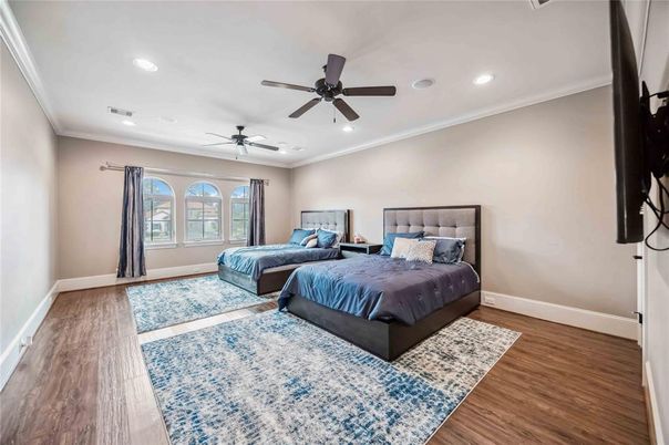 Bedroom, Interior, Recessed Lighting, Wood Texture Flooring