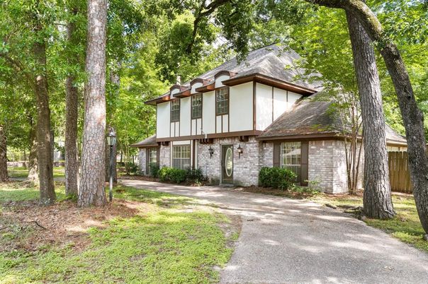 Exterior, Facade, Brick Facade, Tudor Revival