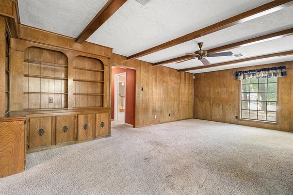 Empty room, Interior, Wooden Beams, Wooden Walls