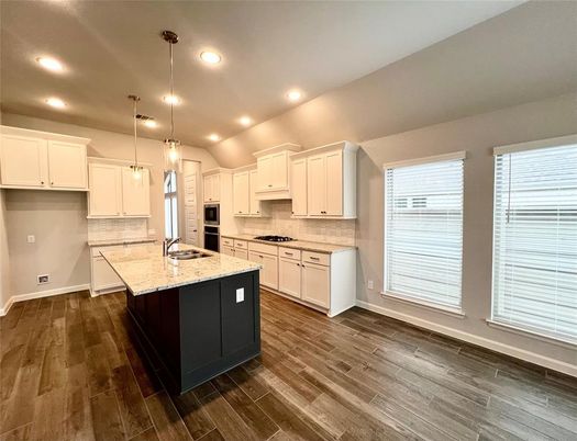Interior, Kitchen, Pendant Lights, Recessed Lighting, Wood Texture Flooring