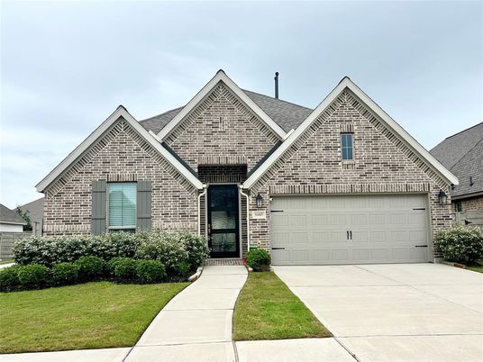 Attached, Exterior, Facade, Brick Facade, Brick Traditional