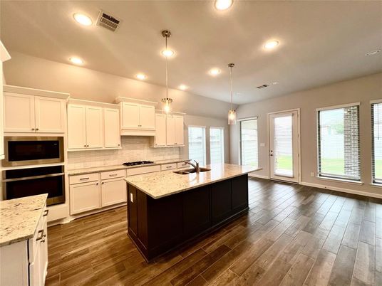Interior, Kitchen, Pendant Lights, Recessed Lighting, Wood Texture Flooring